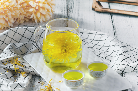 喝菊花茶真的能养生吗喝菊花茶要注意什么吗？